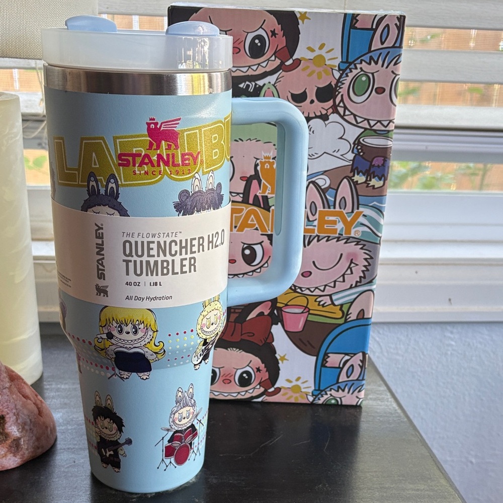Stanley Quencher H2.0 Tumbler with Cartoon Characters